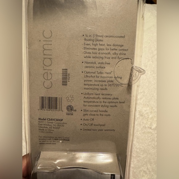 Conair Straightener 3/4 Inch - Picture 2 of 3